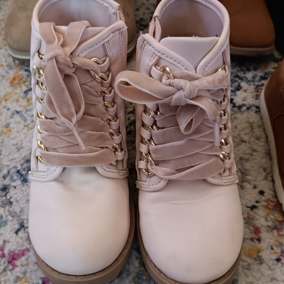 COPY - BOOT/SHOE BUNDLE EUC &< - Picture 10 of 15